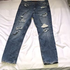 Joe’s Boyfriend Slim Crop Jeans.